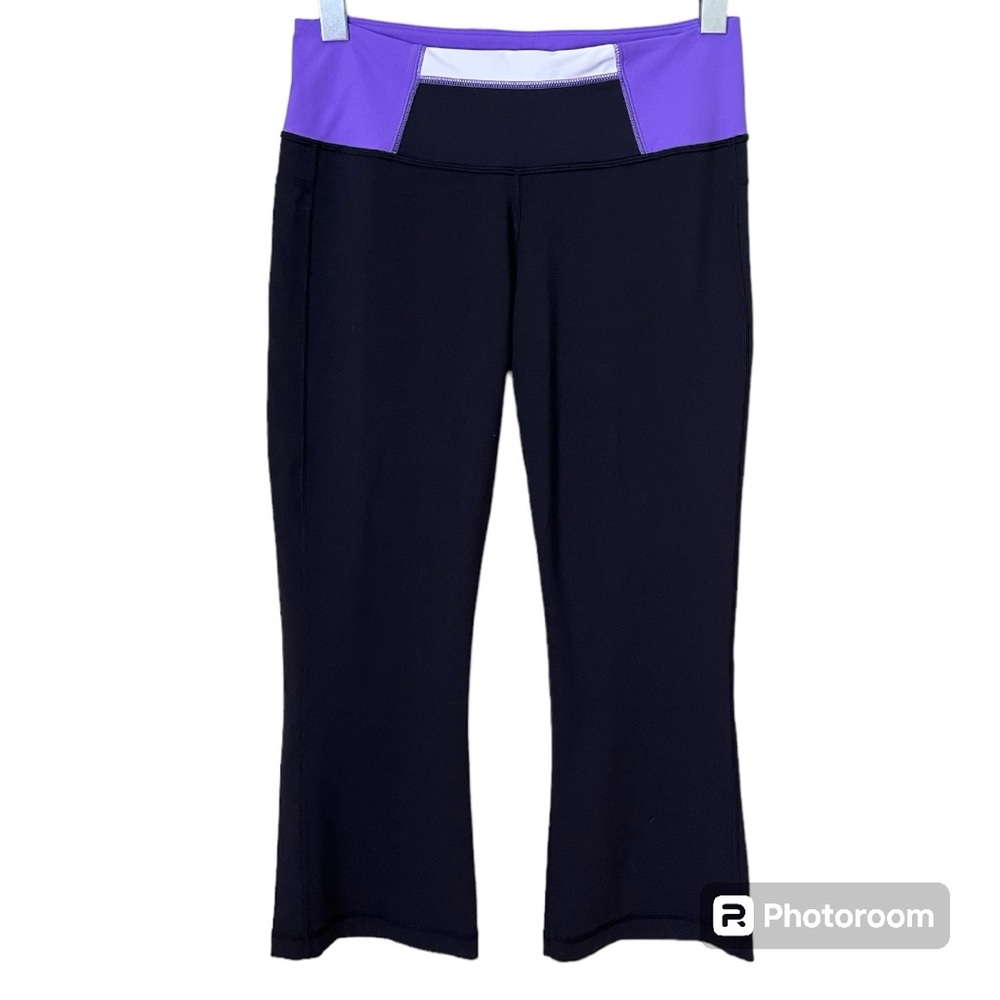 Lululemon Groove Crop Pants Black Purple Reversible